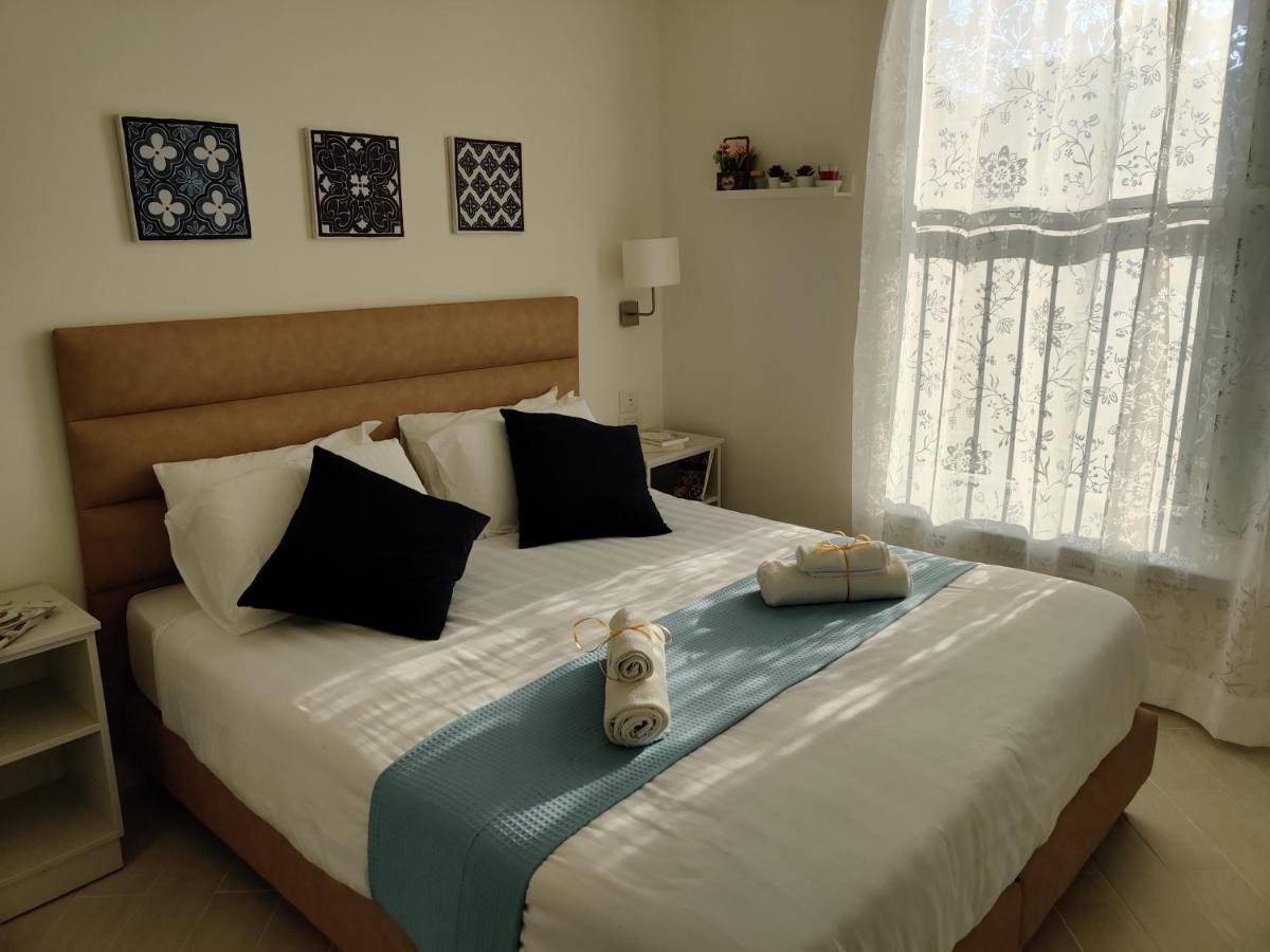 Migdal Luxury Suites Netanya J29 Exterior foto